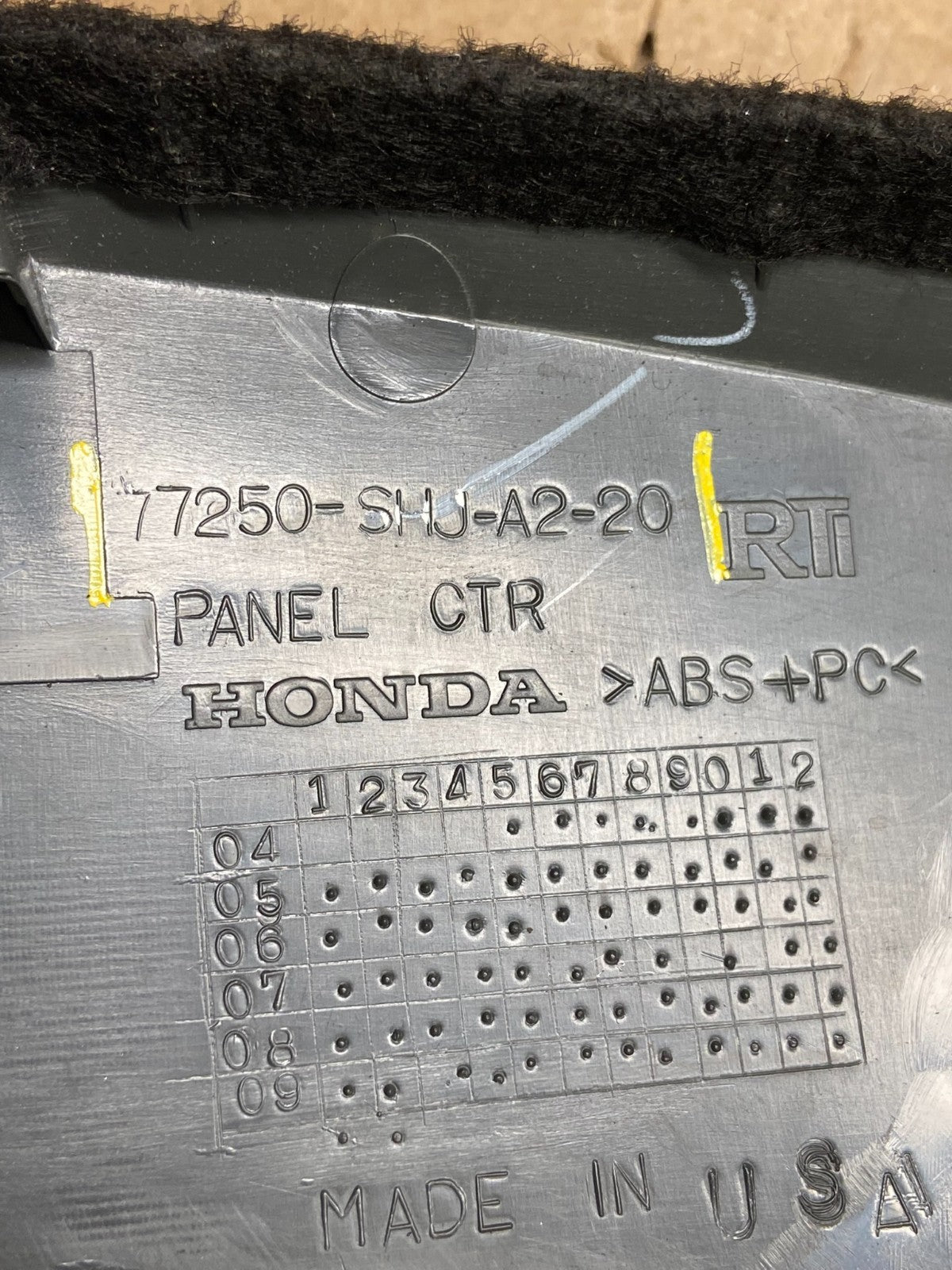 2005 to 2010 Honda Odyssey Radio Climate Control Dash Trim Bezel T8489 DG5