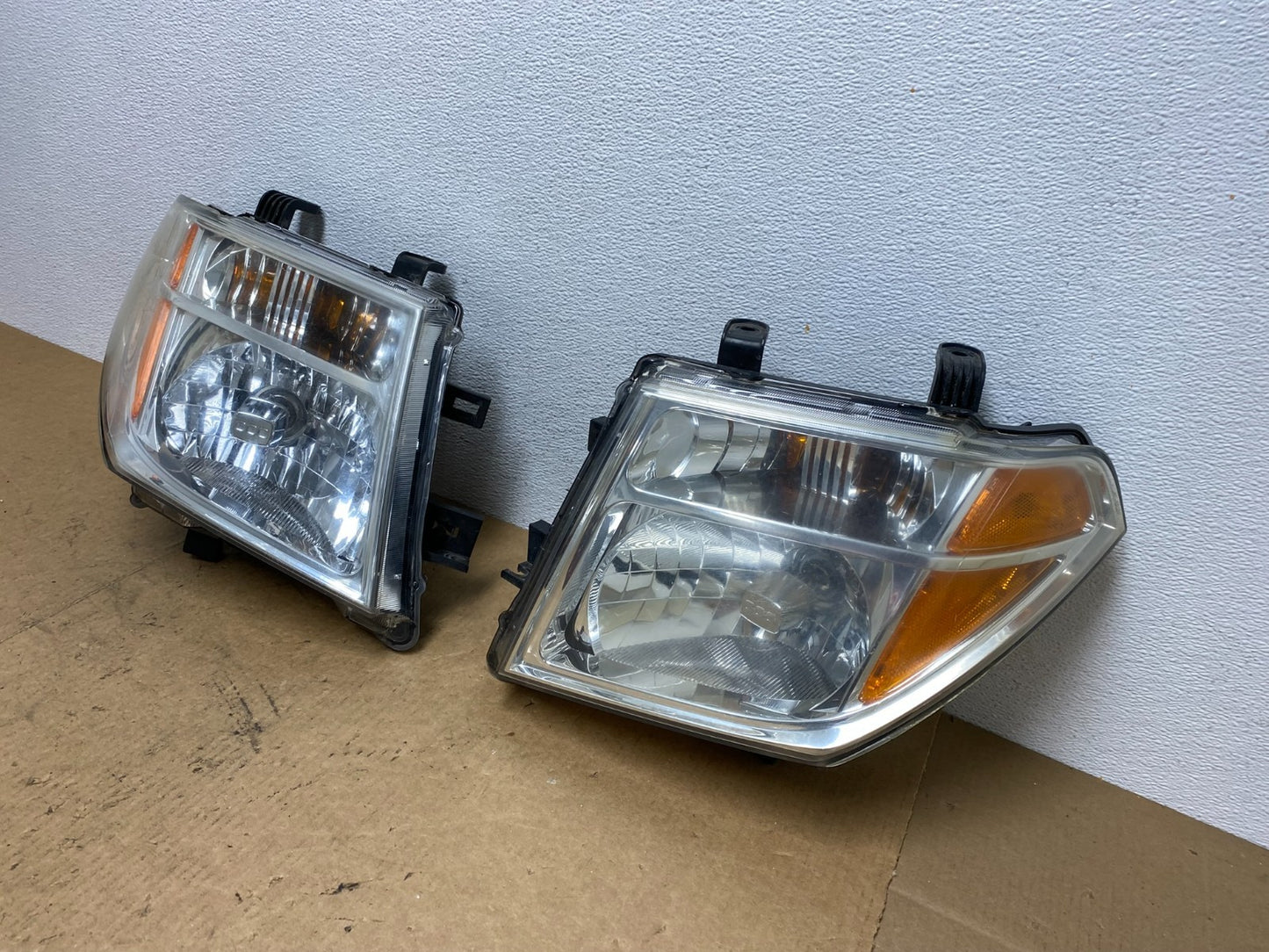 2005 2006 2007 Nissan Pathfinder Halogen Headlights Left+Right Oem AC3304 DW1