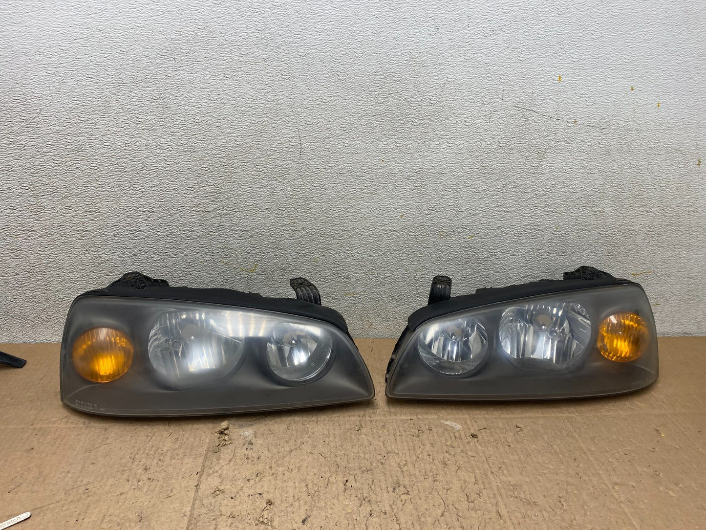 2004 2005 2006 Hyundai Elantra Left+Right Set Halogen Headlights W2771 DW0