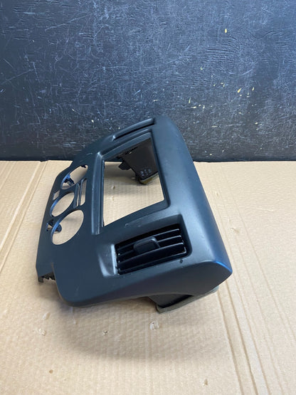 2013-2021 Nissan NV200 Center Console Radio Climate Control Air Vent AF6108 DG2