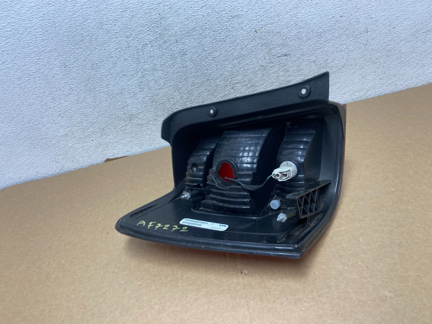 2008 to 2012 Ford Escape Right Passenger RH Side Tail Light TYC AF7272 DW5