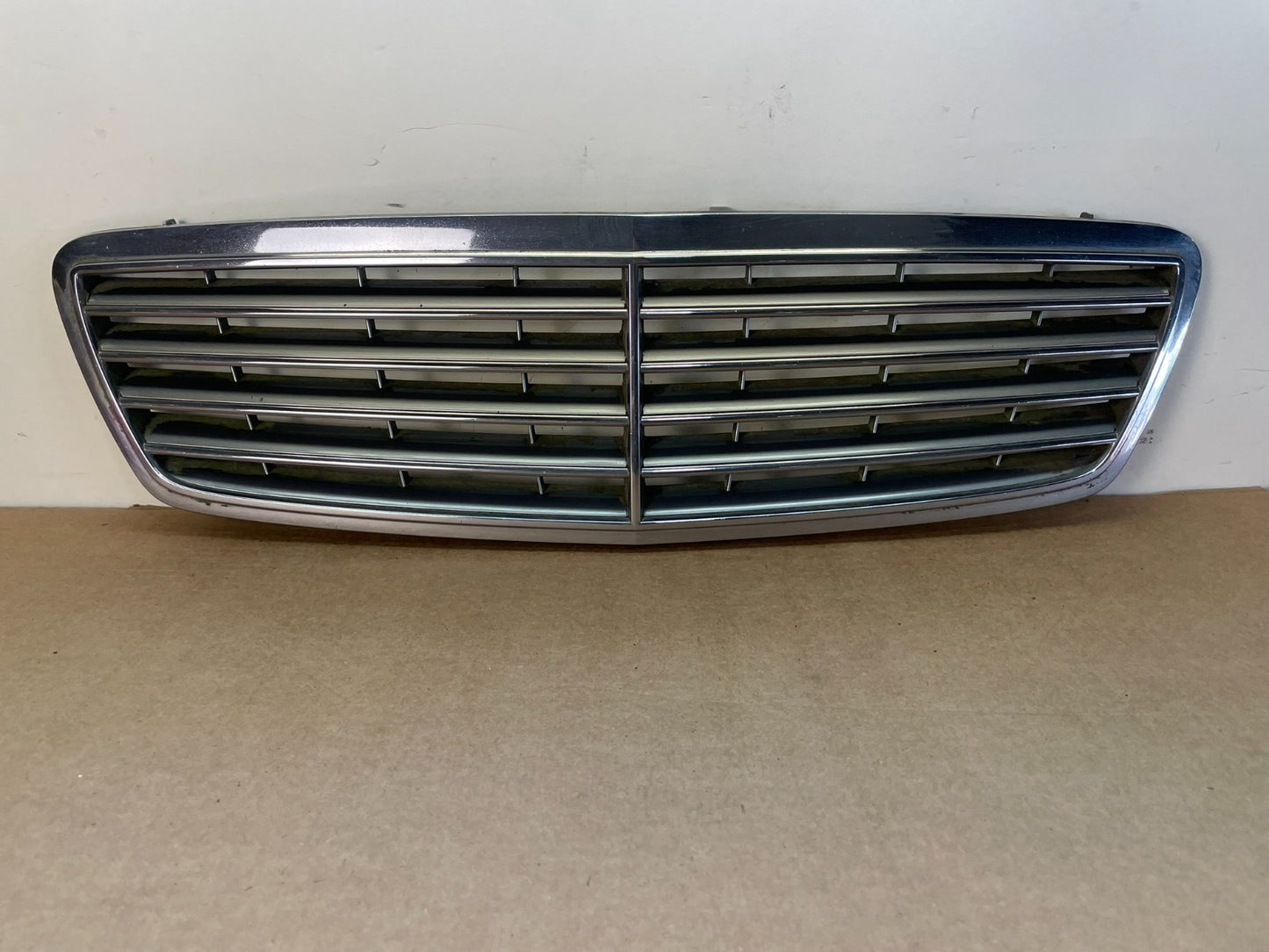 2005-2007 Mercedes W203 C230 C320 C350 Front Upper Grill Grille AF8544 DG0