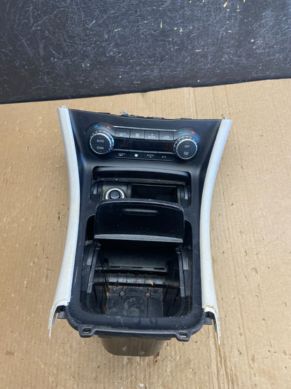 2014-2019 Mercedes CLA250 A/C Heater Climate Control Module Cup Holder AE4046 DG5