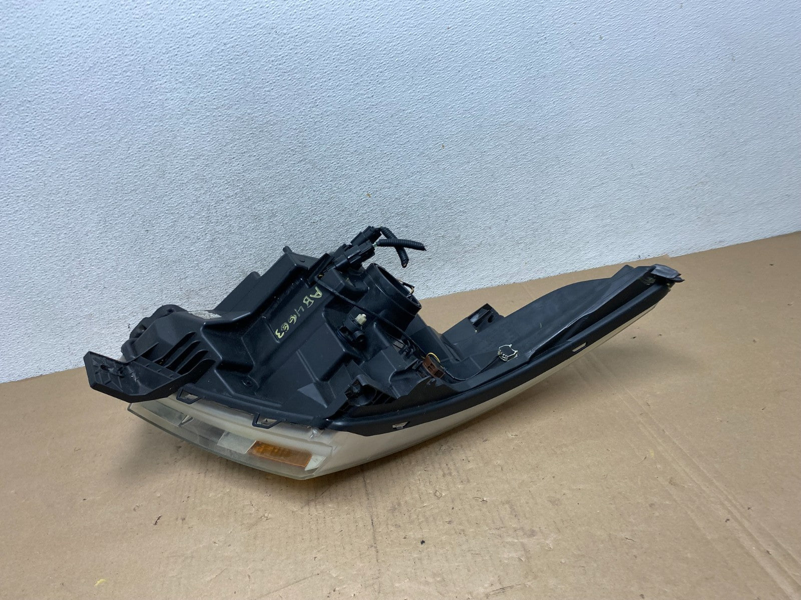 2011 to 2015 Ford Explorer Left Driver LH Halogen Headlight AG4663 DW7