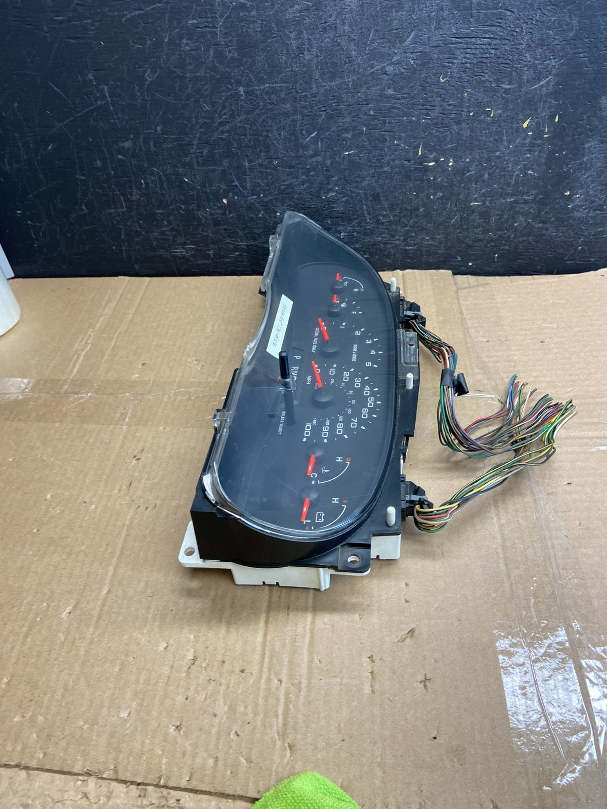 2006 Ford E350 Gauge Speedometer Cluster AF2792 DW2