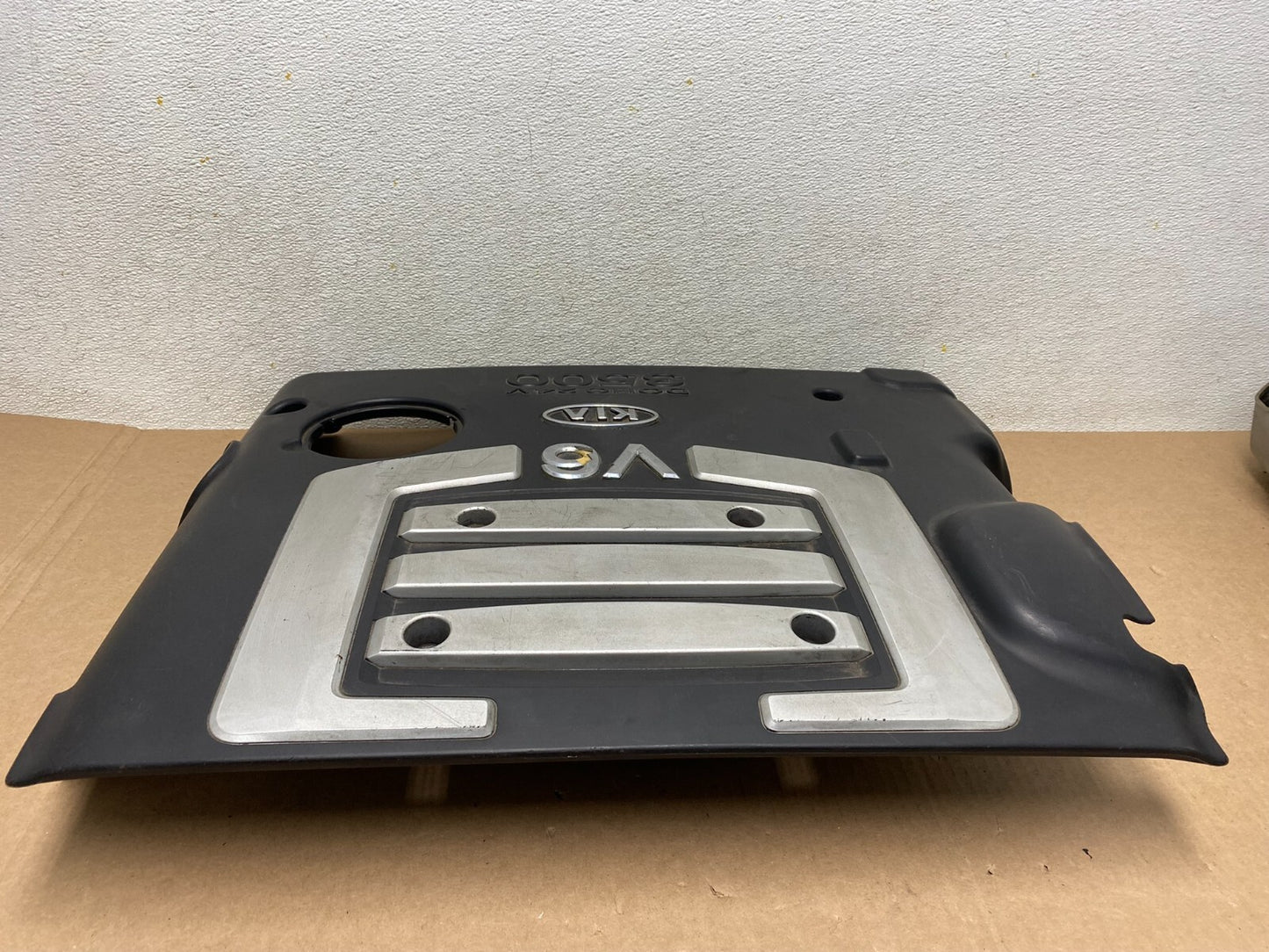 2003 to 2006 Kia Sorento 3.5L V6 Engine Motor Top Lid Cap Cover E6219 DG12