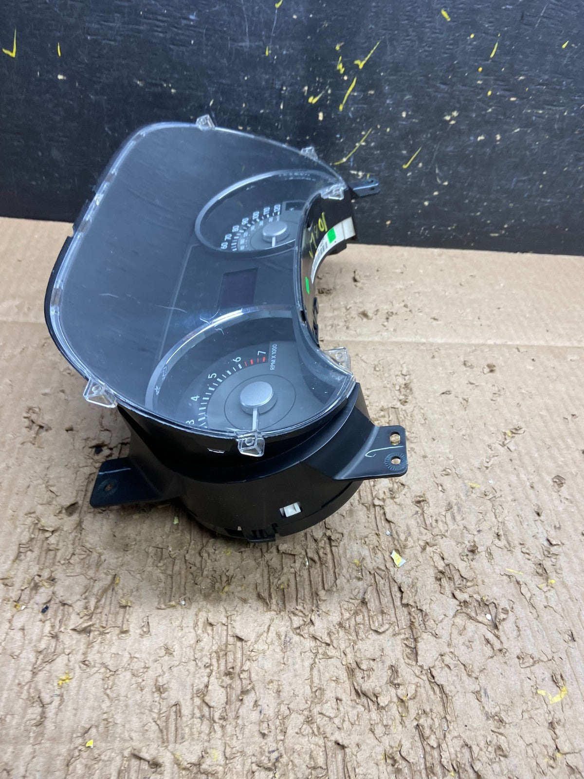 2006 2007 Mercury Mountaineer  Speedometer Cluster Gauge Oem v7801 DG2