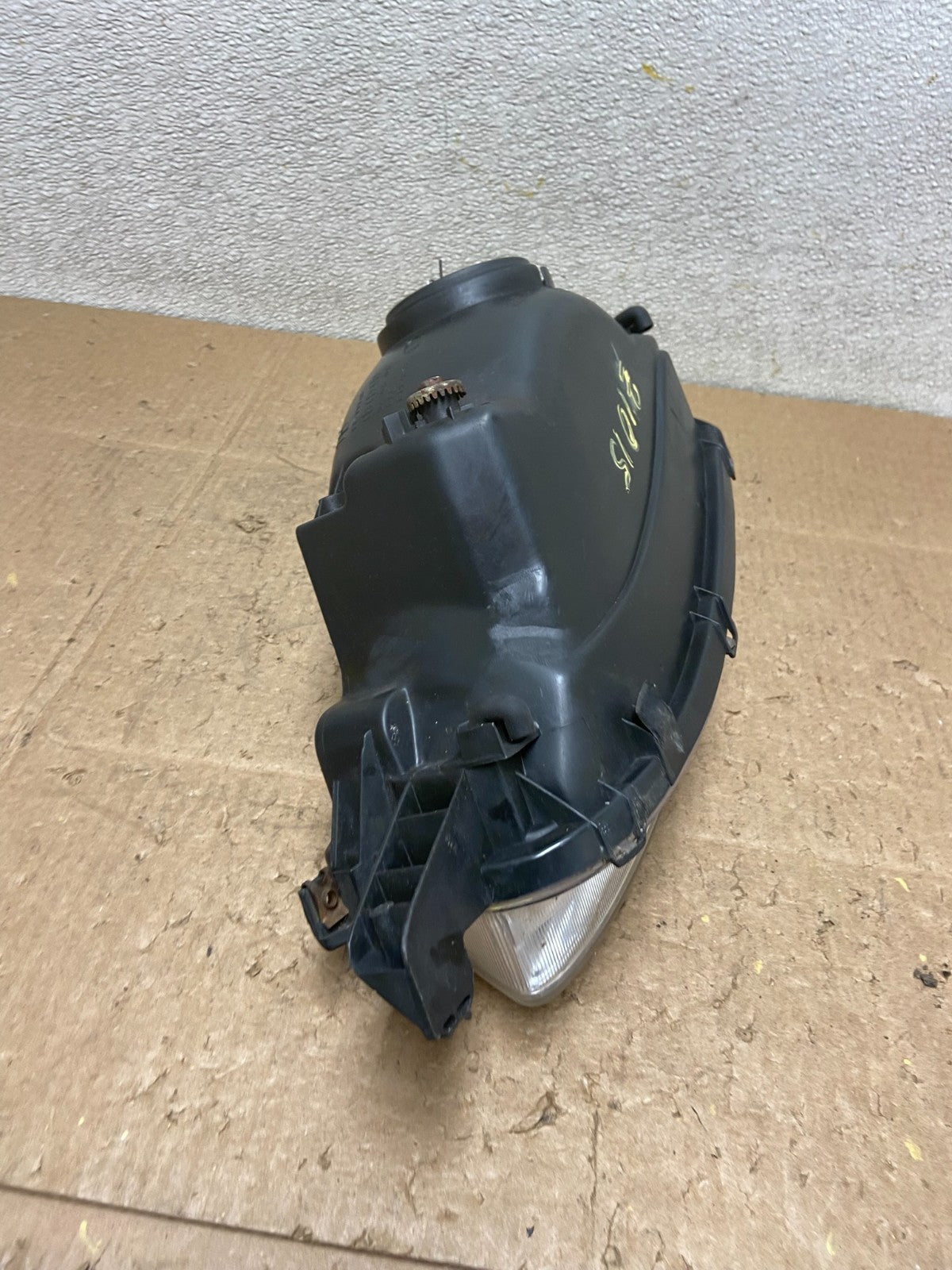 1999-2001 Toyota Solara Right Passenger RH Halogen Headlight Z1015 DW9