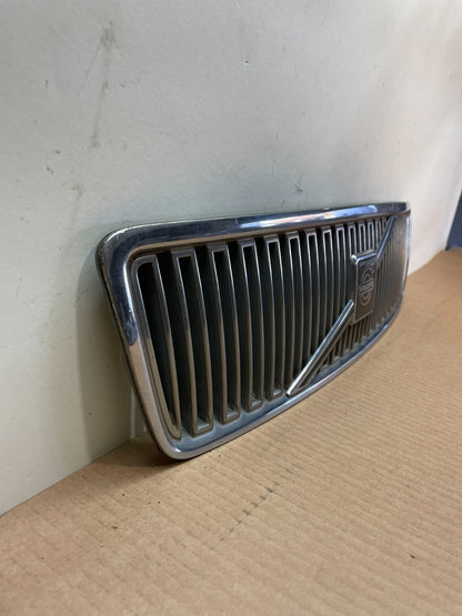 1998 1999 2000 Volvo S70 C70 V70 Front Upper Grill Grille aj1039 DG2