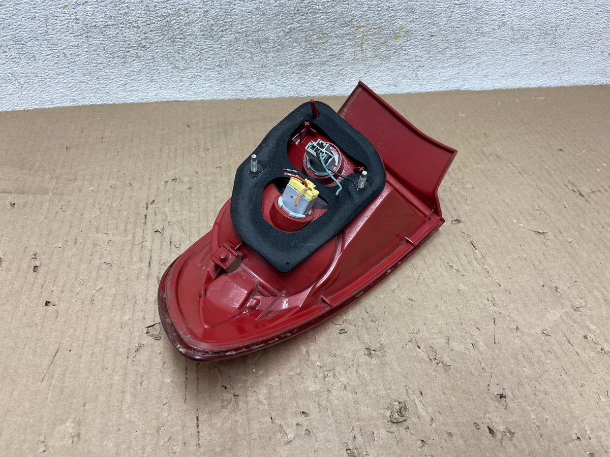 2004 2005 2006 Mazda 3 Sedan Left Driver LH Side Tail Light AH5933 LK5
