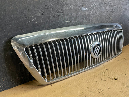 2003 to 2005 Mercury Grand Marquis Front Upper Grill Grille OEM aa5892 DG1