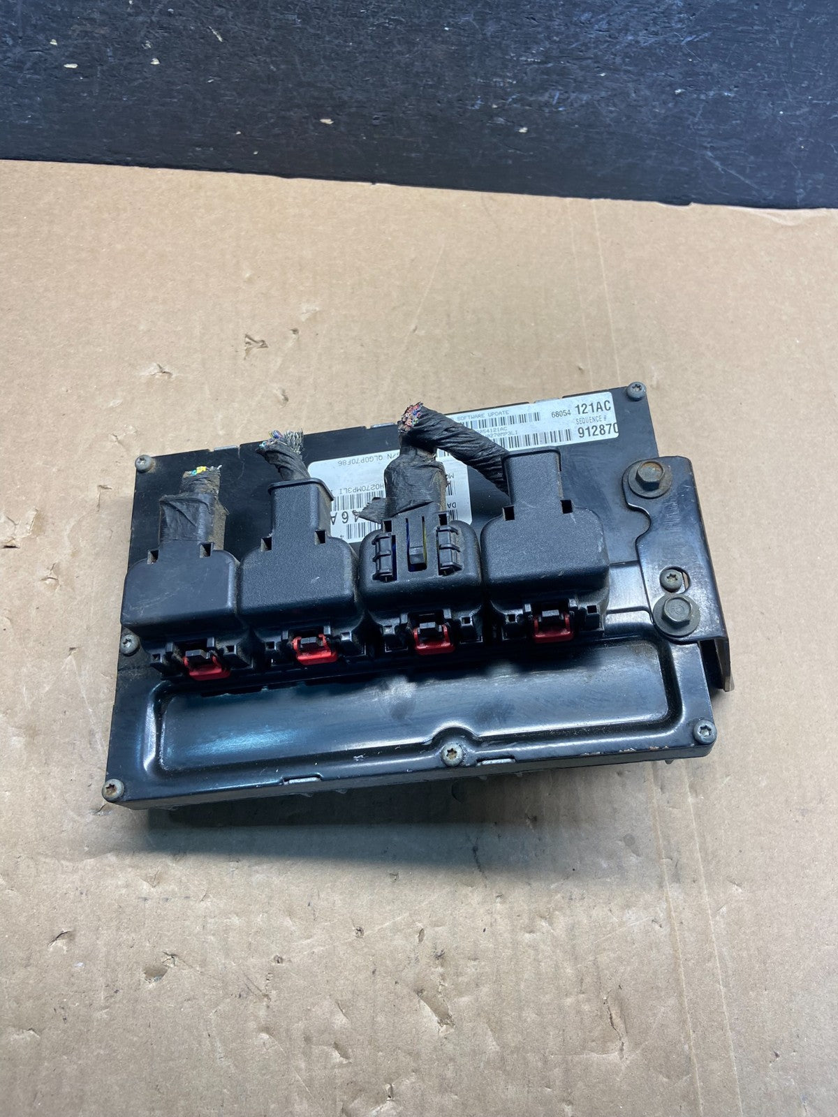 2008 2010 Dodge Charger Chrysler 300 Engine Control ECM 68054121ac AG1649 DW0