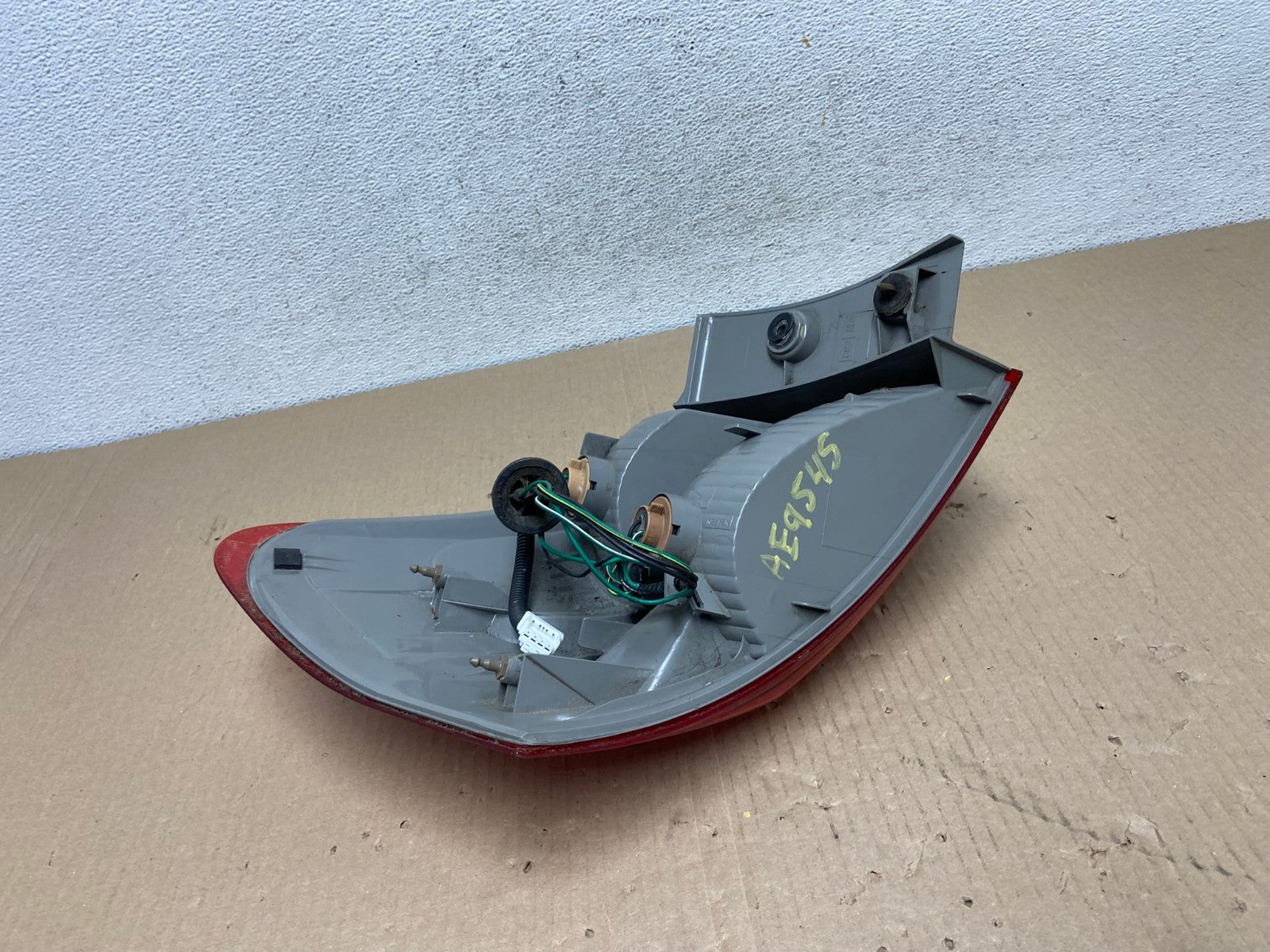2008 to 2015 Nissan Rogue Right Passenger Rh Side Tail Light AE9544 LK4