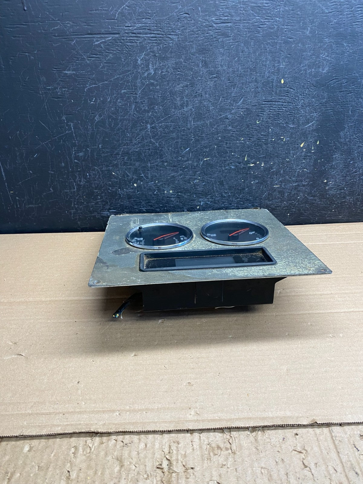 Paccar Instrument Cluster Speedometer S64-1294-1100 Kenworth T270 AG0033 PS2
