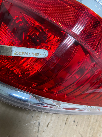 2008 2009 2010 2011 Ford Focus Sedan Left Driver Lh Side Tail Light AI6543 LK3