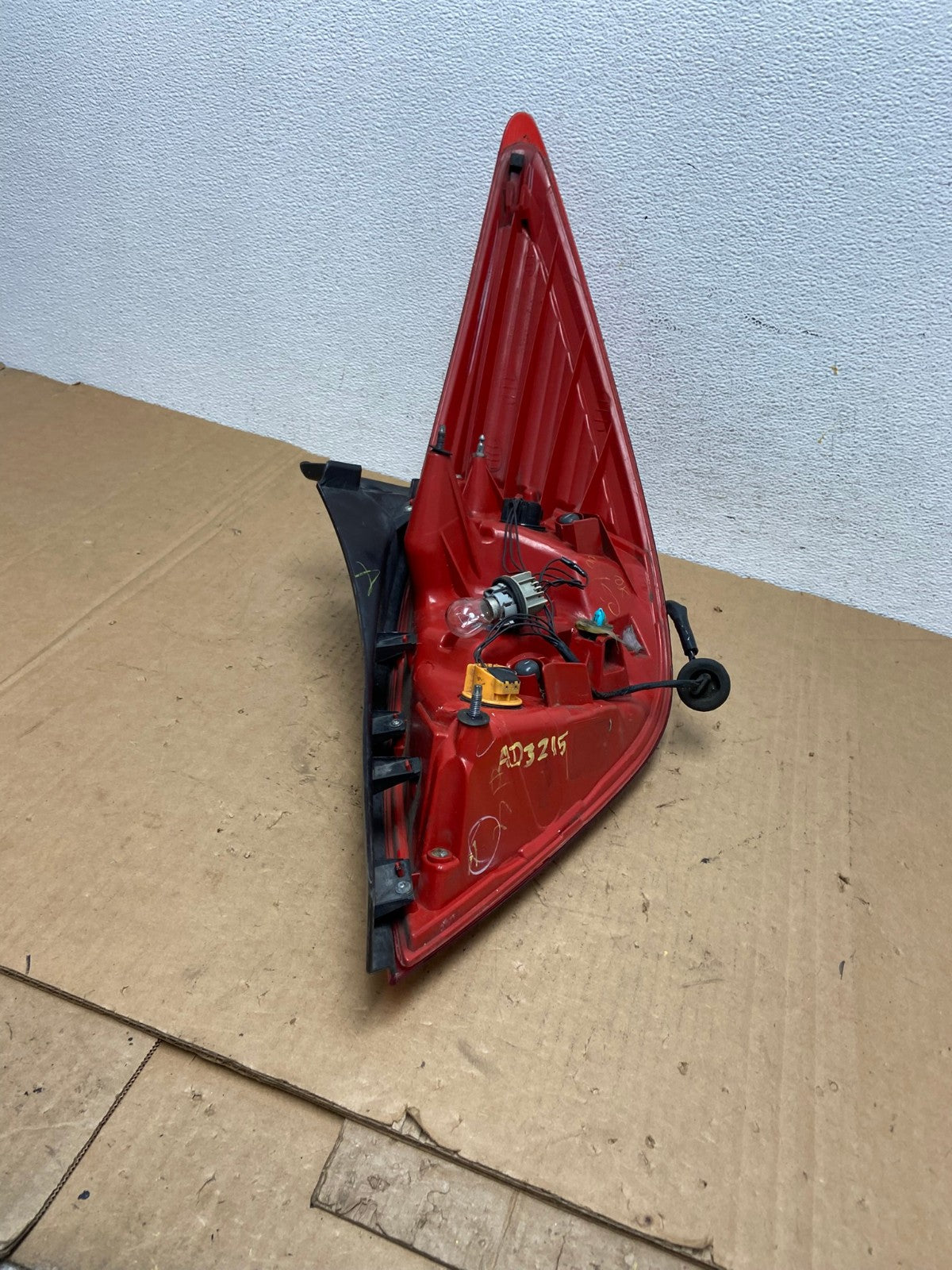 2007 - 2012 Nissan Versa Hatchback Left Driver Side Lh Tail Light AD3215 LK5