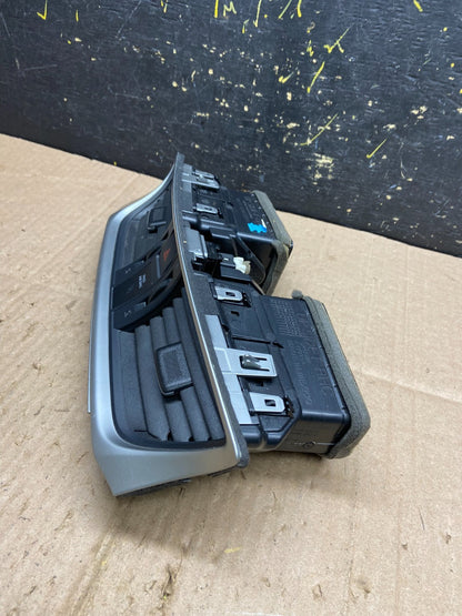 2016 to 2019 Nissan Sentra Air Vents Top Dash Center W/Hazzard Switch AB1798 DG2