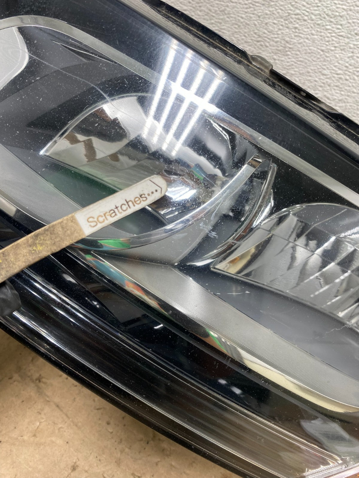 2009 to 2012 Audi Q5 Left Driver LH Side Halogen Headlight AG4298 DG3