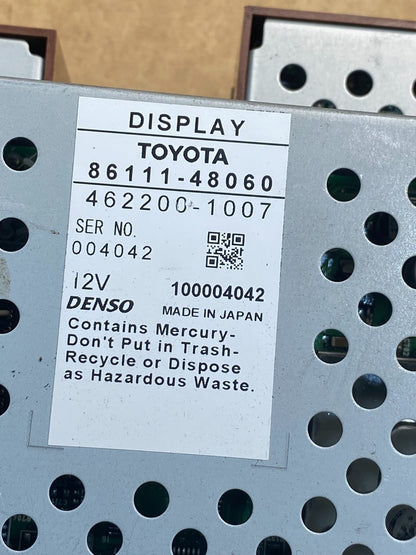 2006 to 2007 Toyota Highlander Climate Control Screen Radio Bezel AD7327 DG6