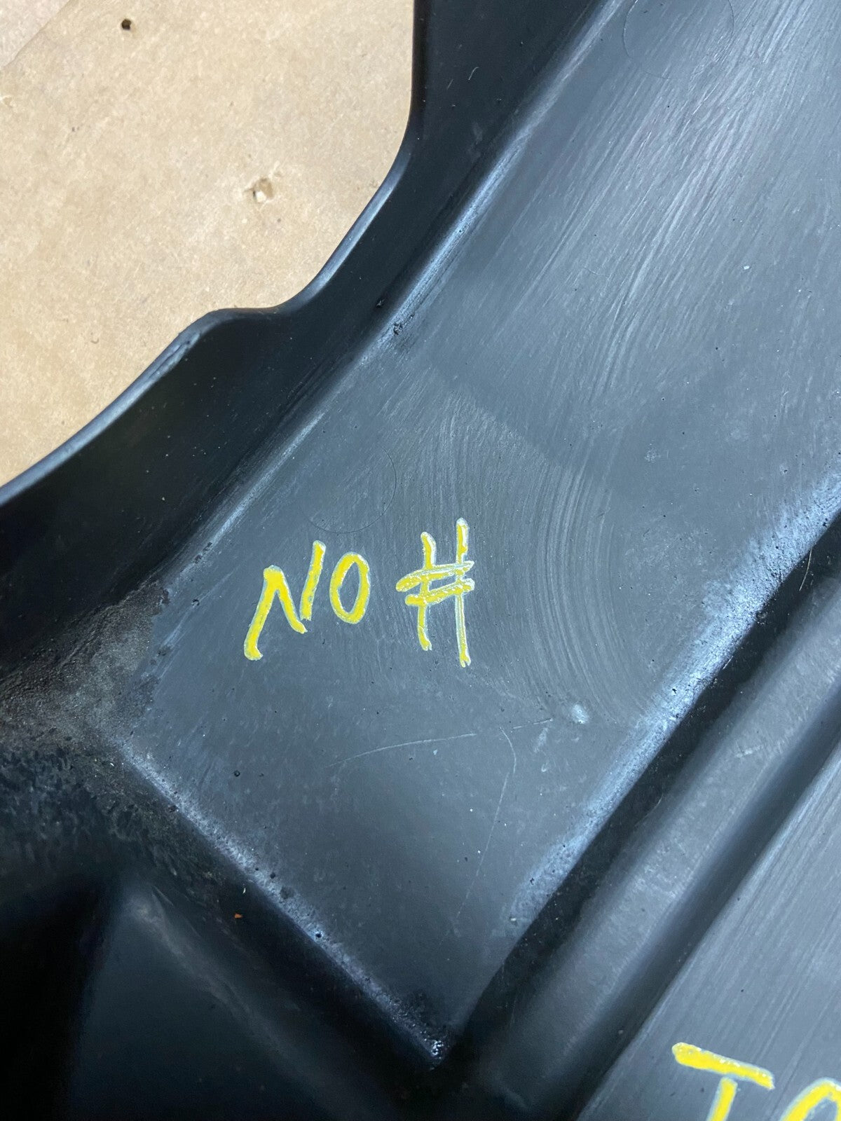 2005 to 2007 Honda Odyssey Black Engine Cover OEM 3.5L No # i2983 DG18