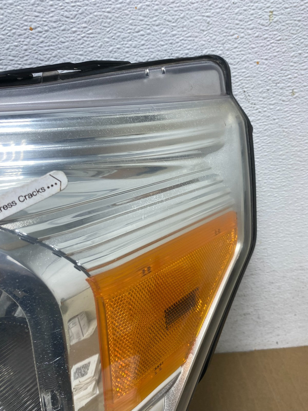 2011 to 2016 Ford F250 Super Duty Left+Right Side Headlights AF8194 DW5