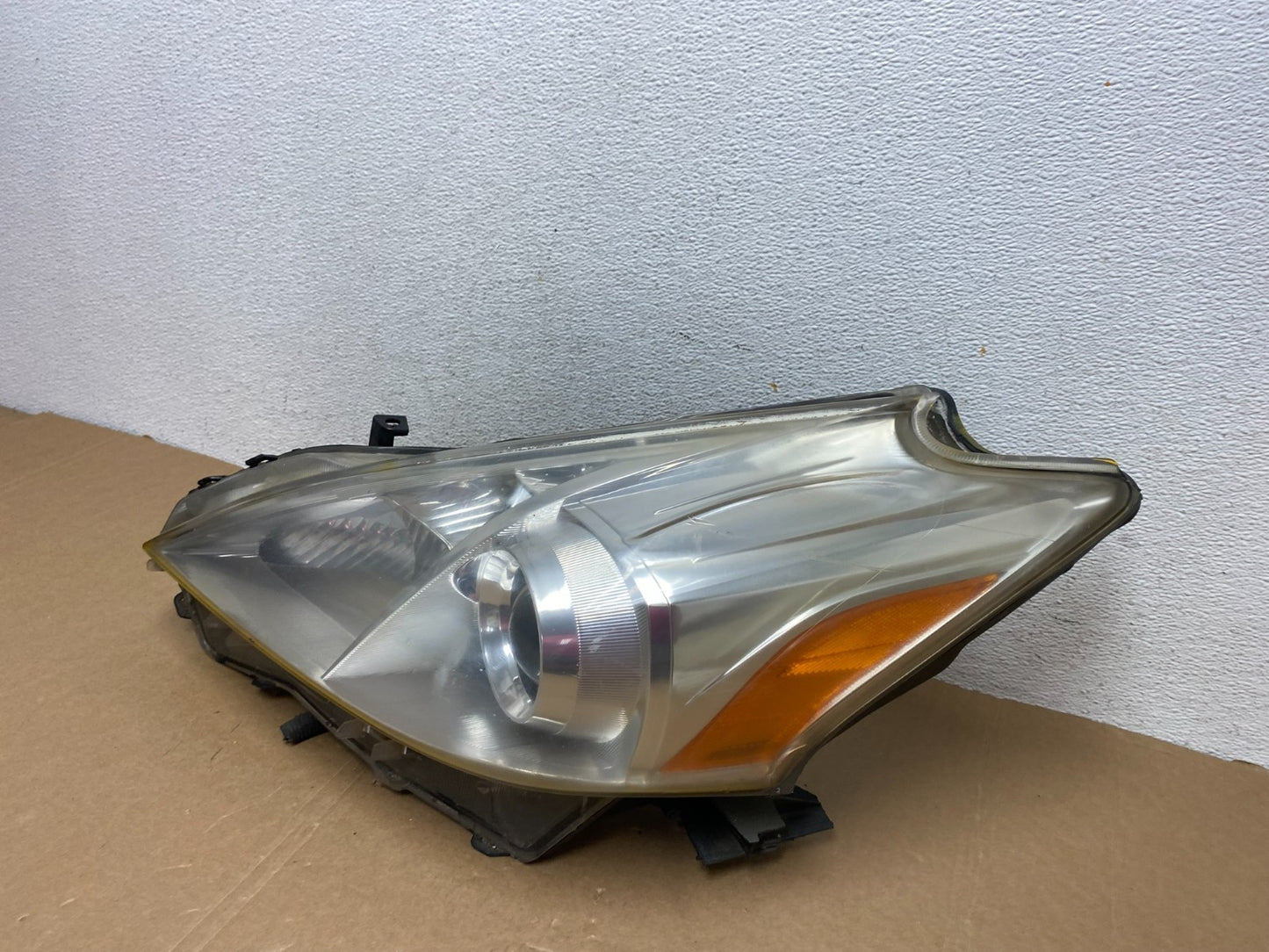2012 2013 2014 Toyota Prius V Left Driver LH Side Halogen Headlight AD7860 DW1