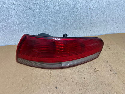 2001-2006 Chrysler Sebring Convertible Right Side Tail Light AD0661 LK0