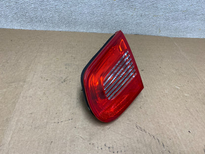2007 2008 2009 2011 Volkswagen Eos Right Passenger Rh Tail Light inner W85742