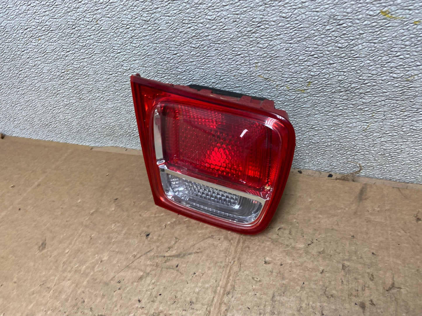 2013-2016 Chevrolet Malibu Left Driver LH Inner Tail Light AA4145 DW1