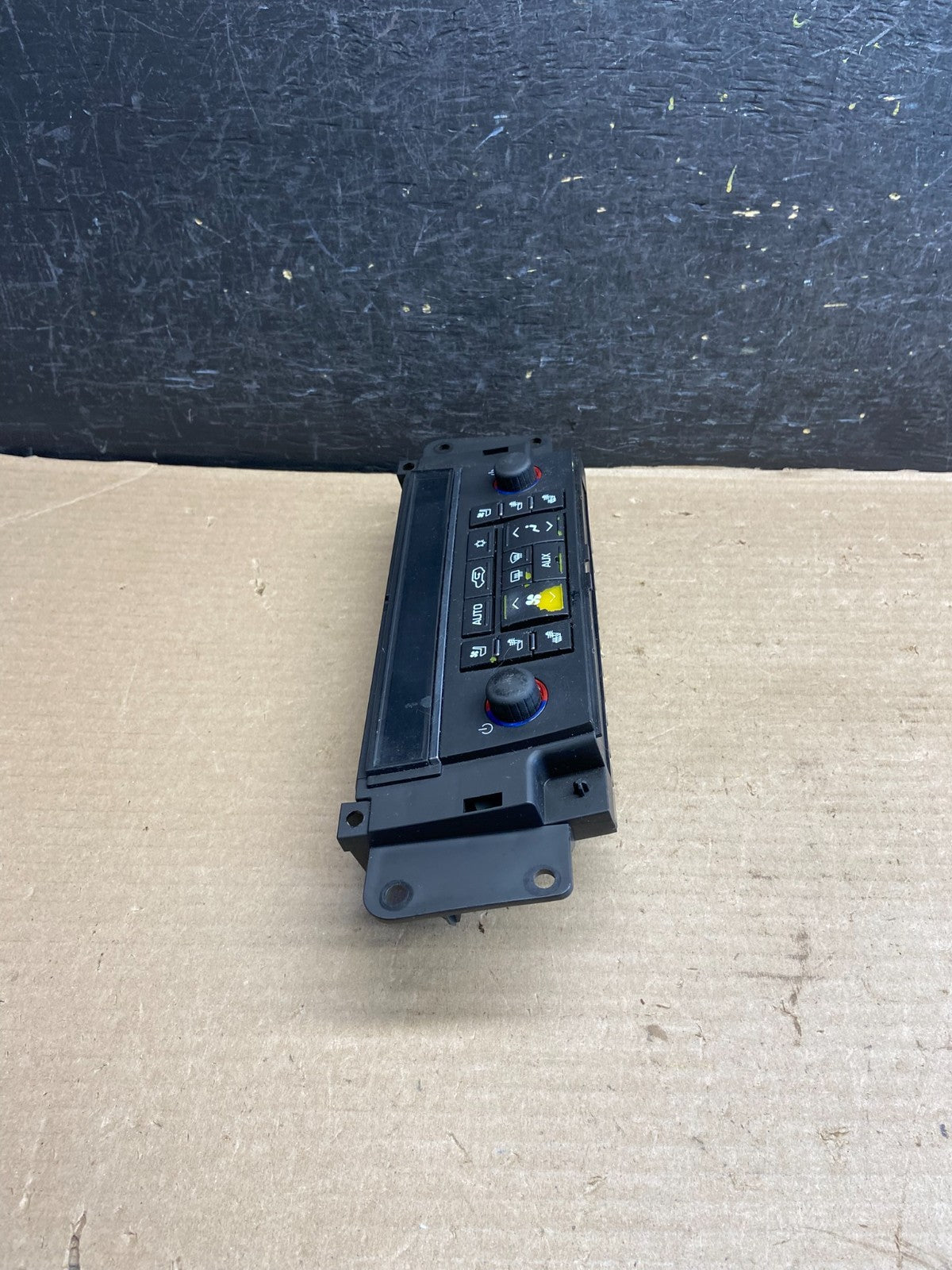 2007 to 2011 Cadillac Escalade AC Heater Climate Control Panel AH3572 DG1