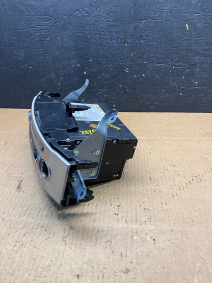 2008 - 2011 Lexus LX570 CD DVD Player Radio Receiver 86120-60a70 N5282 PS3