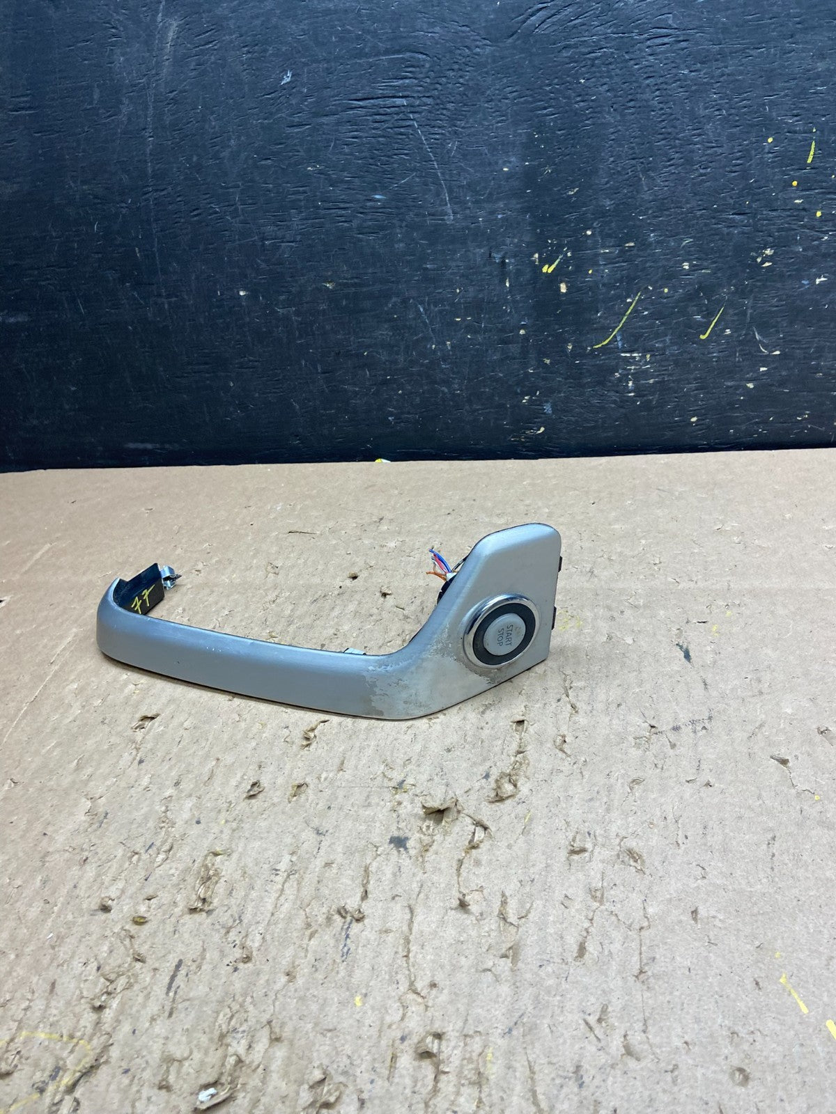 2009 - 2014 Nissan Murano Engine Ignition Start Switch Button Trim OEM t6277 DG0