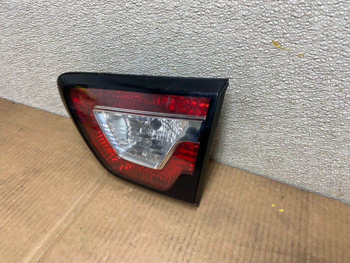 2013 to 2017 Chevrolet Traverse Right Passenger RH Inner Tail Light AA5313 DW1