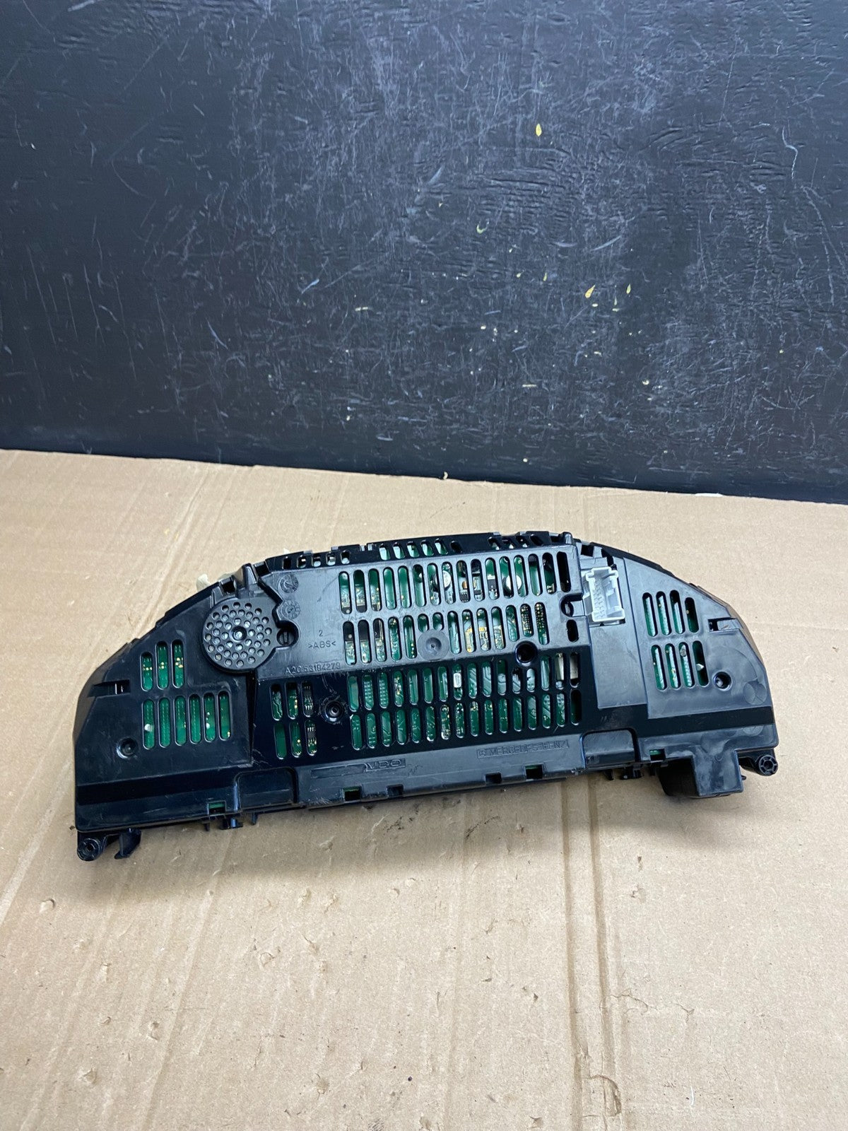 2008-2011 Mercedes W204 C300 C350 Instrument Cluster Speedometer AD7178 DG5