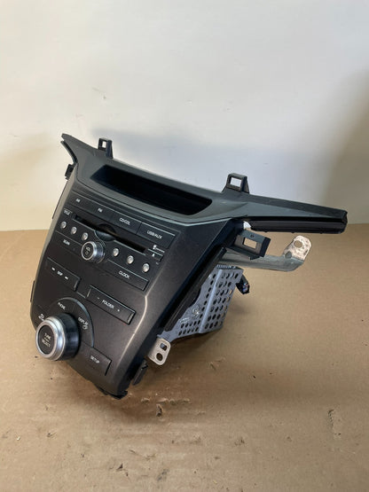2011 to 2013 Honda Odyssey Radio AM/FM Control Panel AI0588 DG2