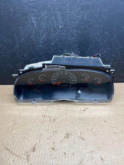 1999 to 2000 Ford E150 E250 E350 VAN Gauge Speedometer Cluster AC9041 DW0