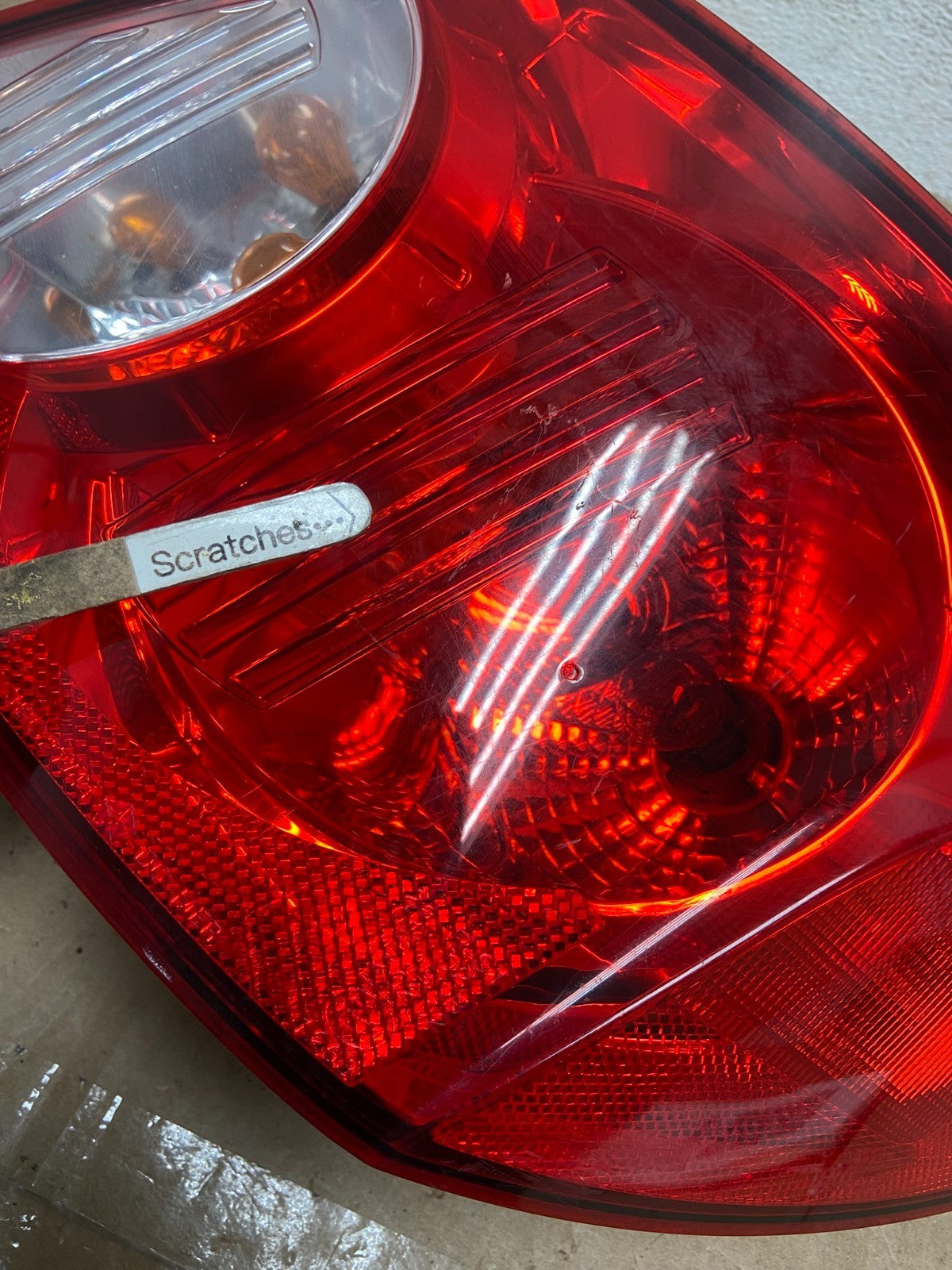2008 Chrysler Sebring Convertible Right Passenger Side Tail Light AE5994 DW3