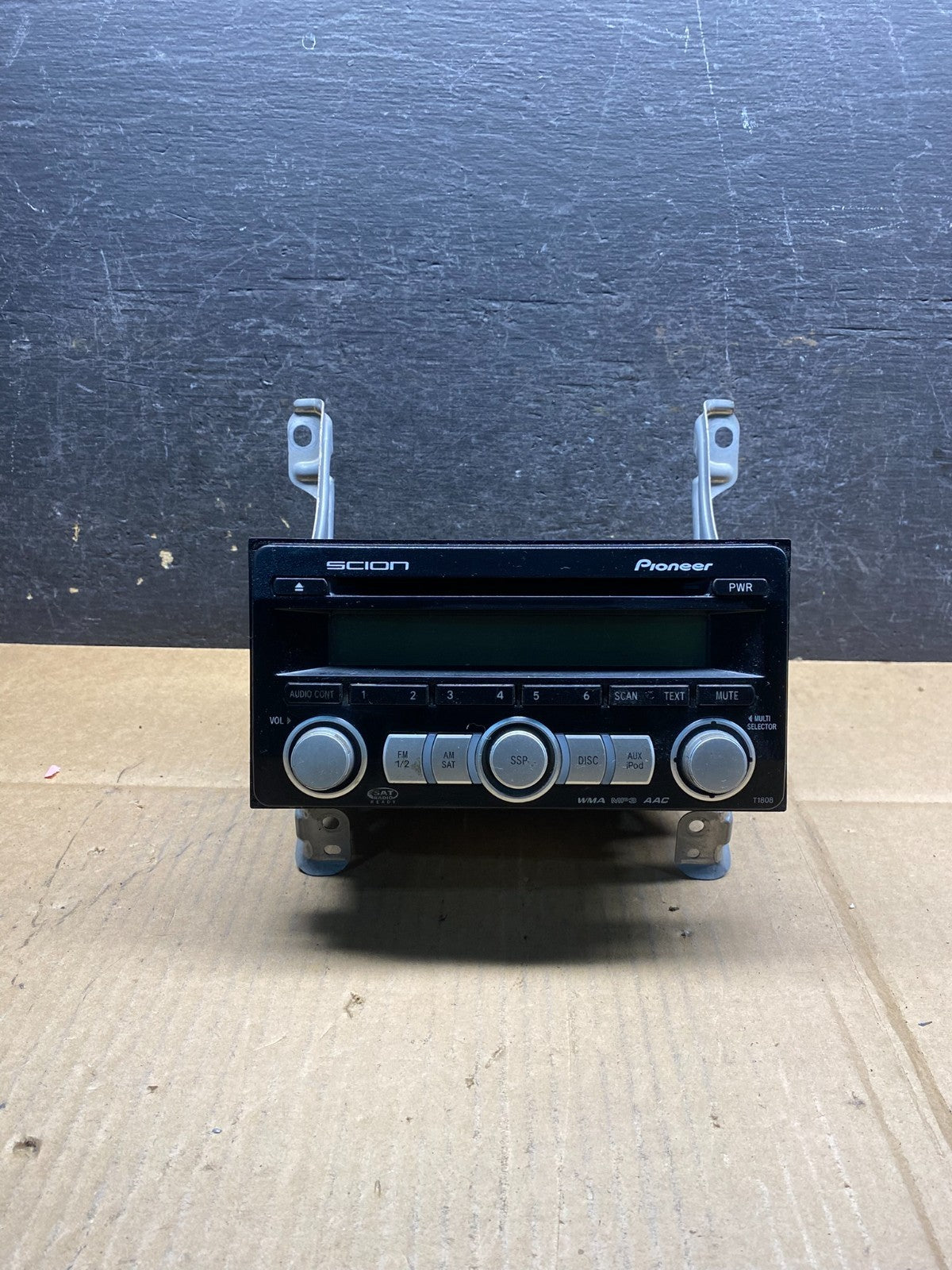 2004 to 2006 Scion TC Pioneer 08600-21800 CD MP3 Stereo Radio ai9932 DG0