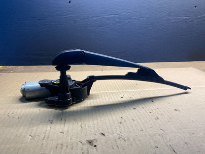 2012 - 2019 Fiat 500 Rear Wiper Motor Actuator Wiper Arm ab4114 DG3
