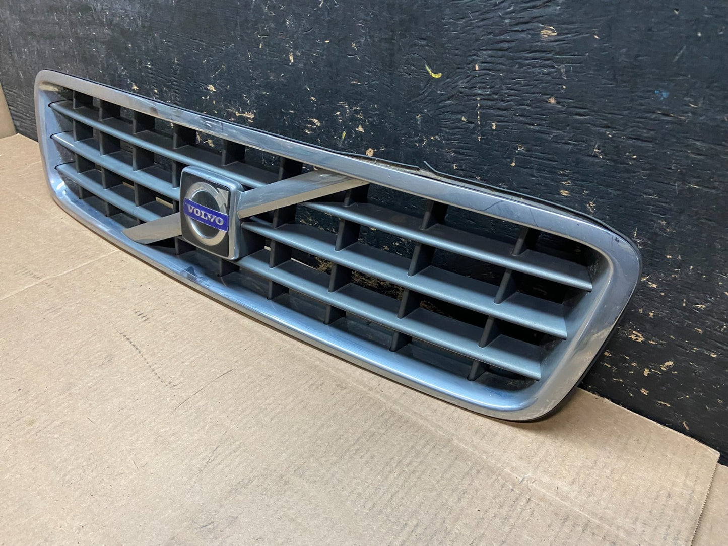 2003 to 2013 Volvo XC90 Front Upper Grill Grille Oem y9419 DG2