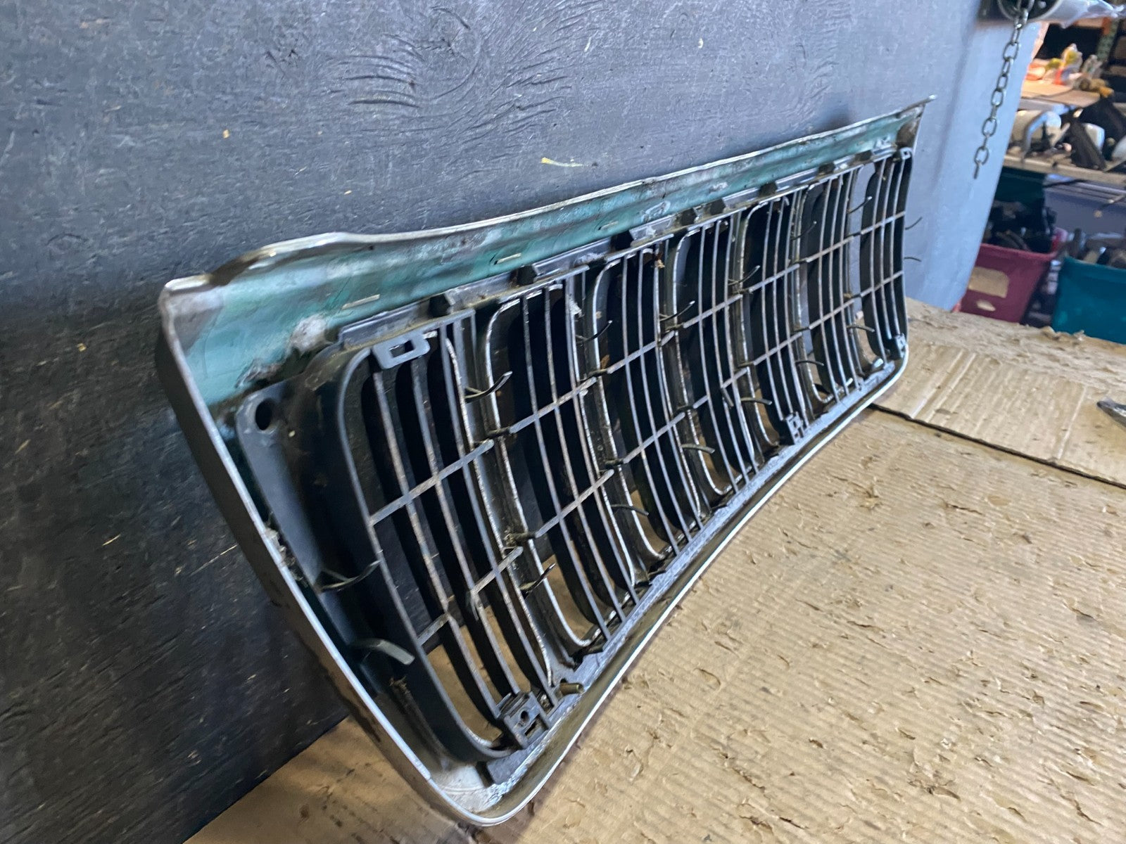 1999 to 2003 Jeep Grand Cherokee Front Upper Grill Grille Oem  x0070 DG6
