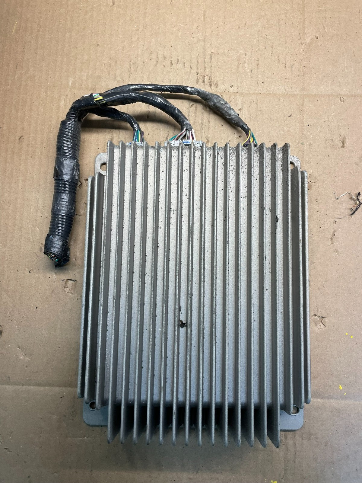 2007 to 2010 Lincoln MKX Premium Radio Stereo Amp Amplifier U2106 DG0