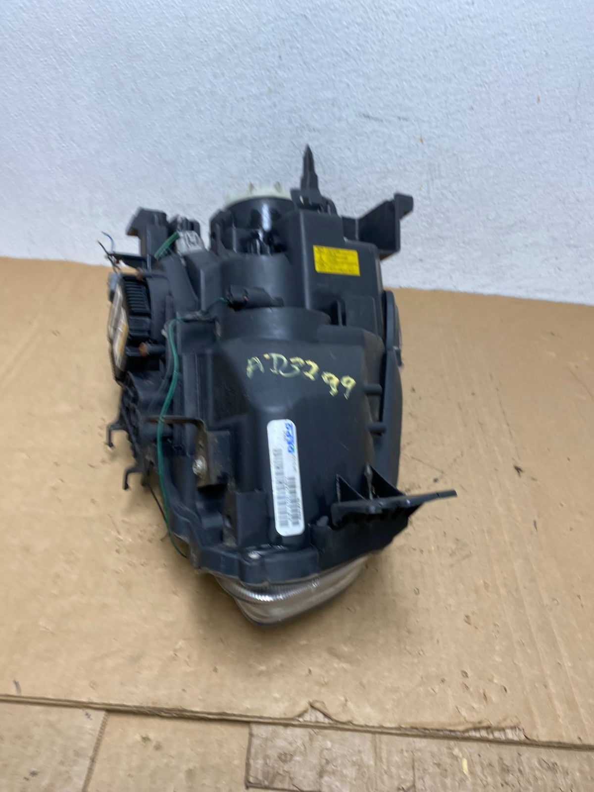 2009-2014 Nissan Maxima Headlight Left Driver Side Xenon HID DEPO AD3299 DW6