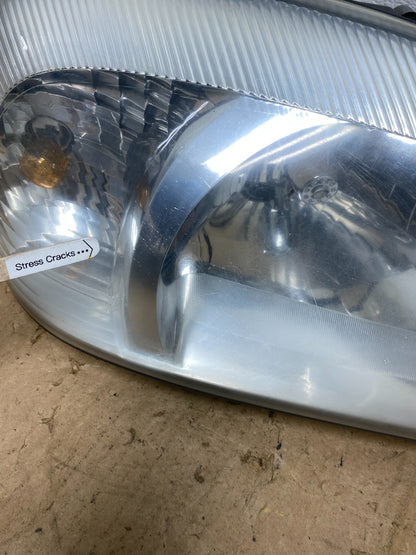 2000 to 2005 Mercury Sable Right Passenger Side Halogen Headlight AD1363 DW4