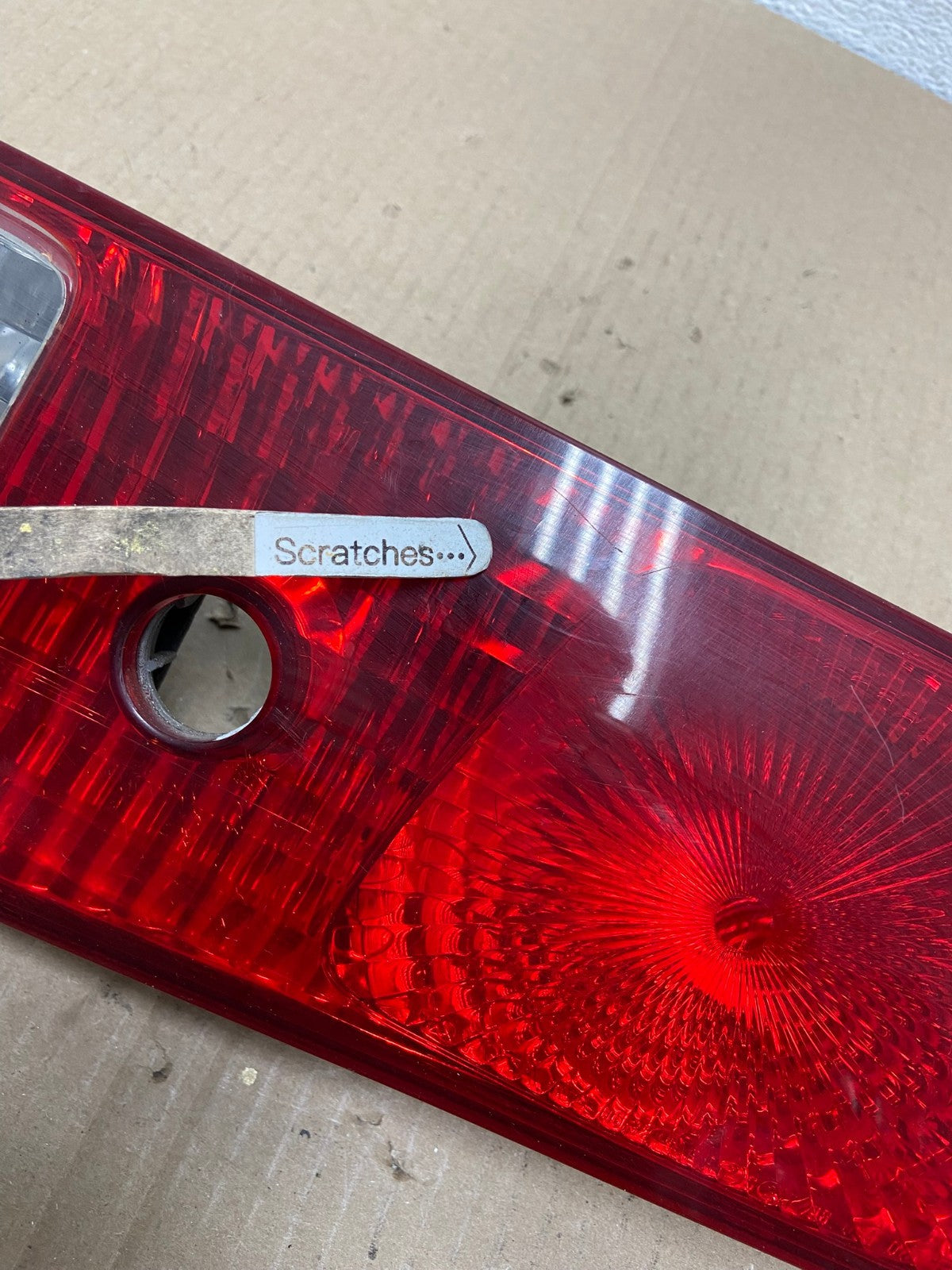 2000-2001 Toyota Camry Tail Light Right Passenger Rh Side Inner AE9484 LK3