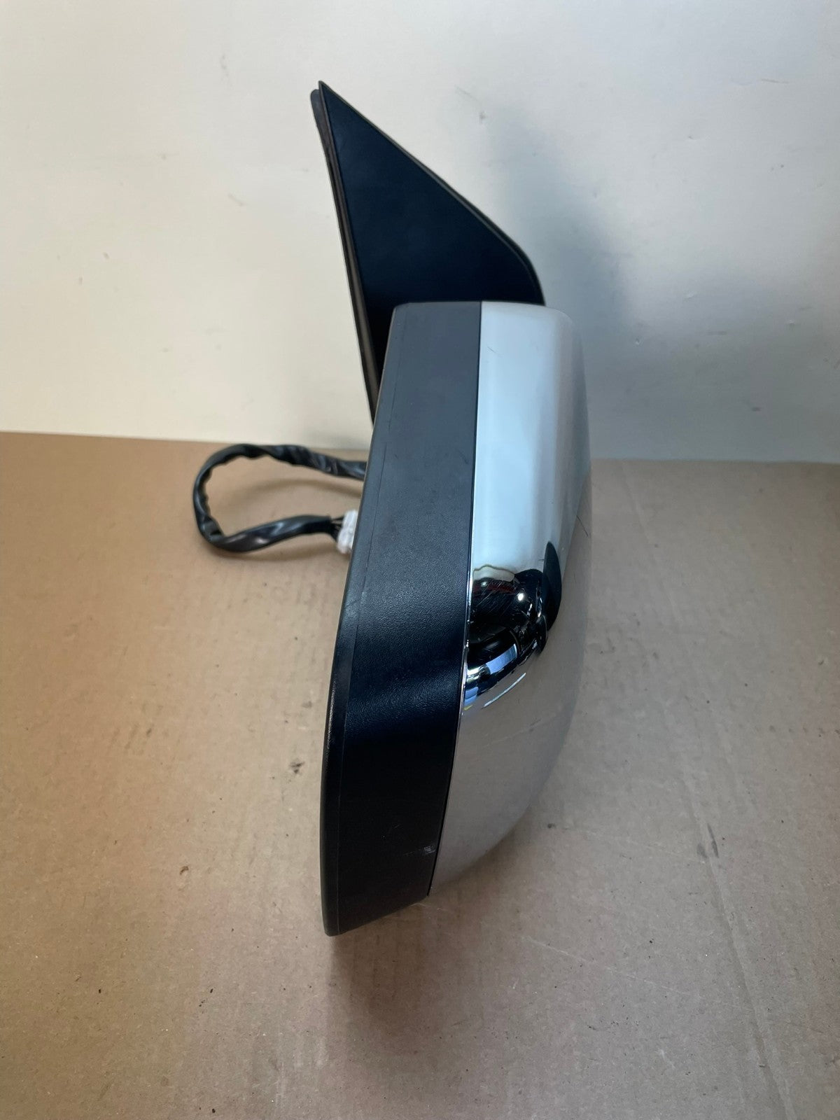 2004-2013 Infiniti QX56 Right Passenger View Heated Mirror AI0723 LK9