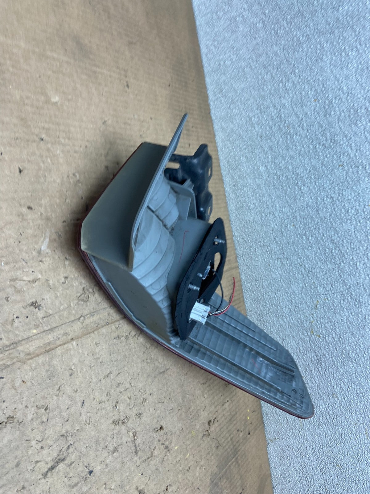 2005 Honda Accord Right Passenger Rh Side Tail Light Oem AA7019 LK5