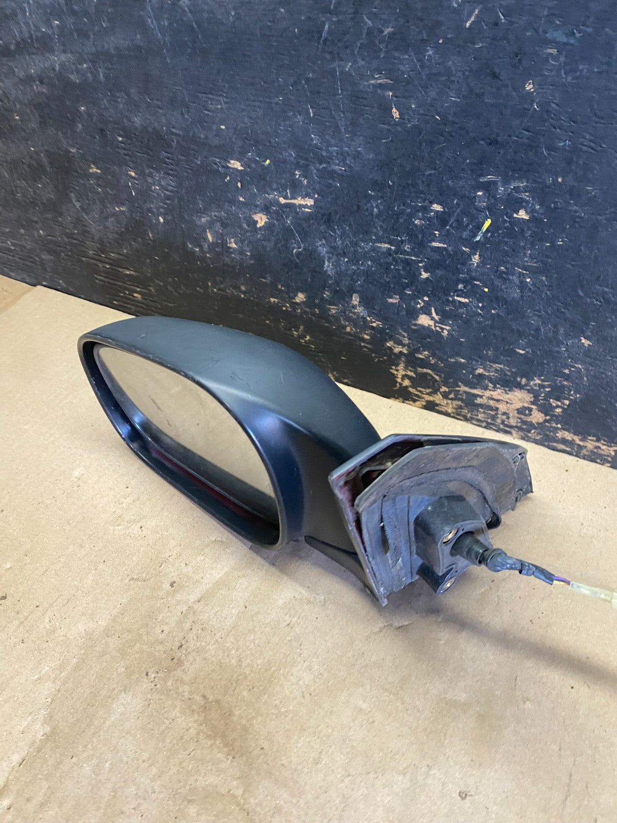 2001 - 2006 Suzuki Grand Vitara XL-7 Left Driver LH  View Door Mirror U7432 DG9