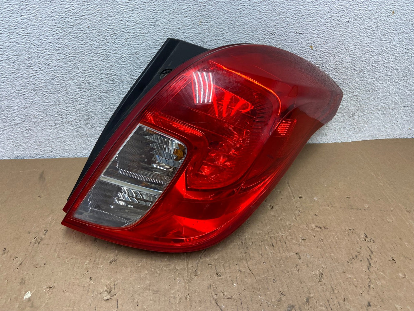 2013 to 2016 Buick Encore Right Passenger RH Side Tail Light AD8194 LK0