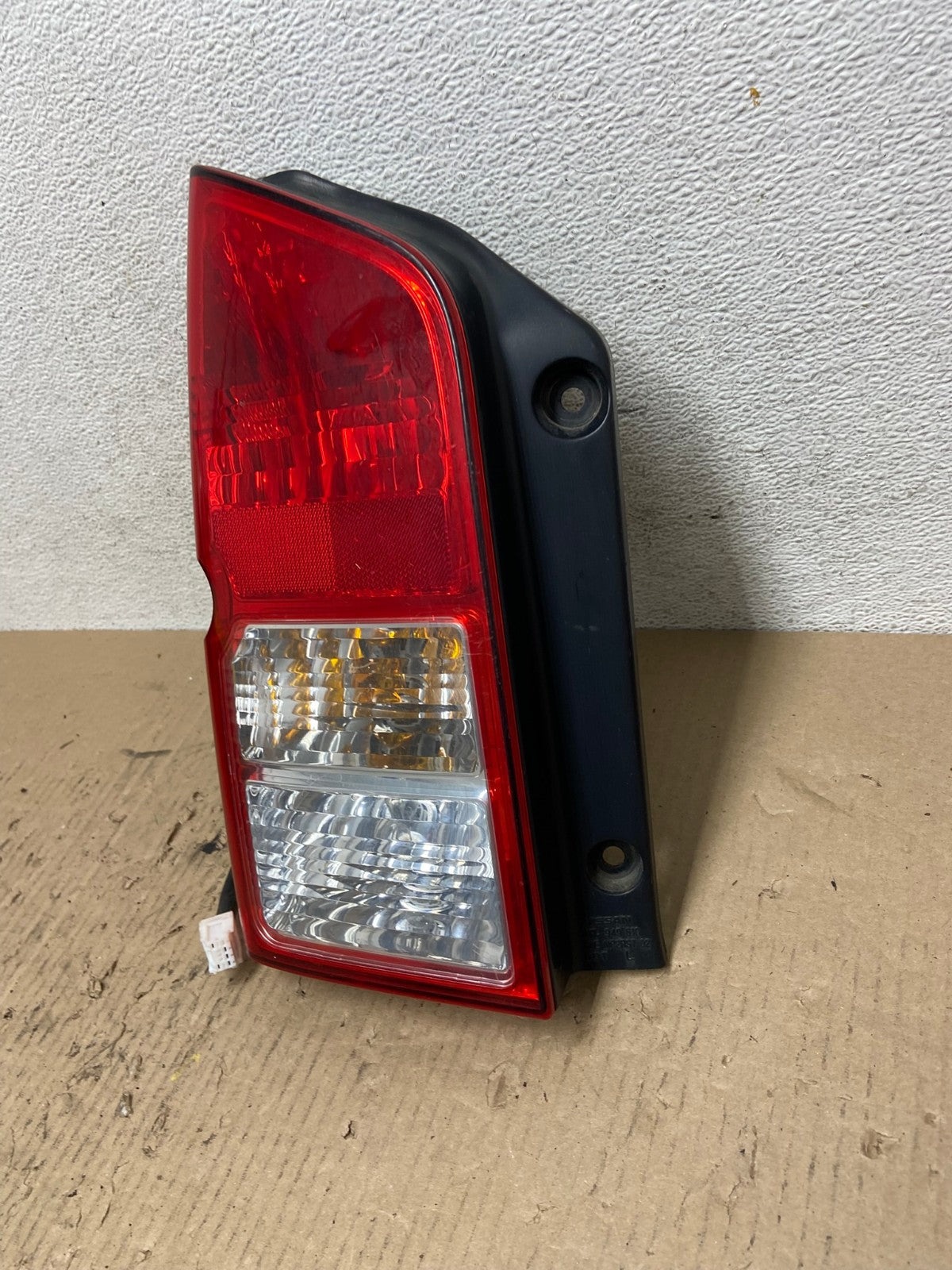 2005 to 2012 Nissan Pathfinder Tail light Left Driver Lh Side AF6025 LK1